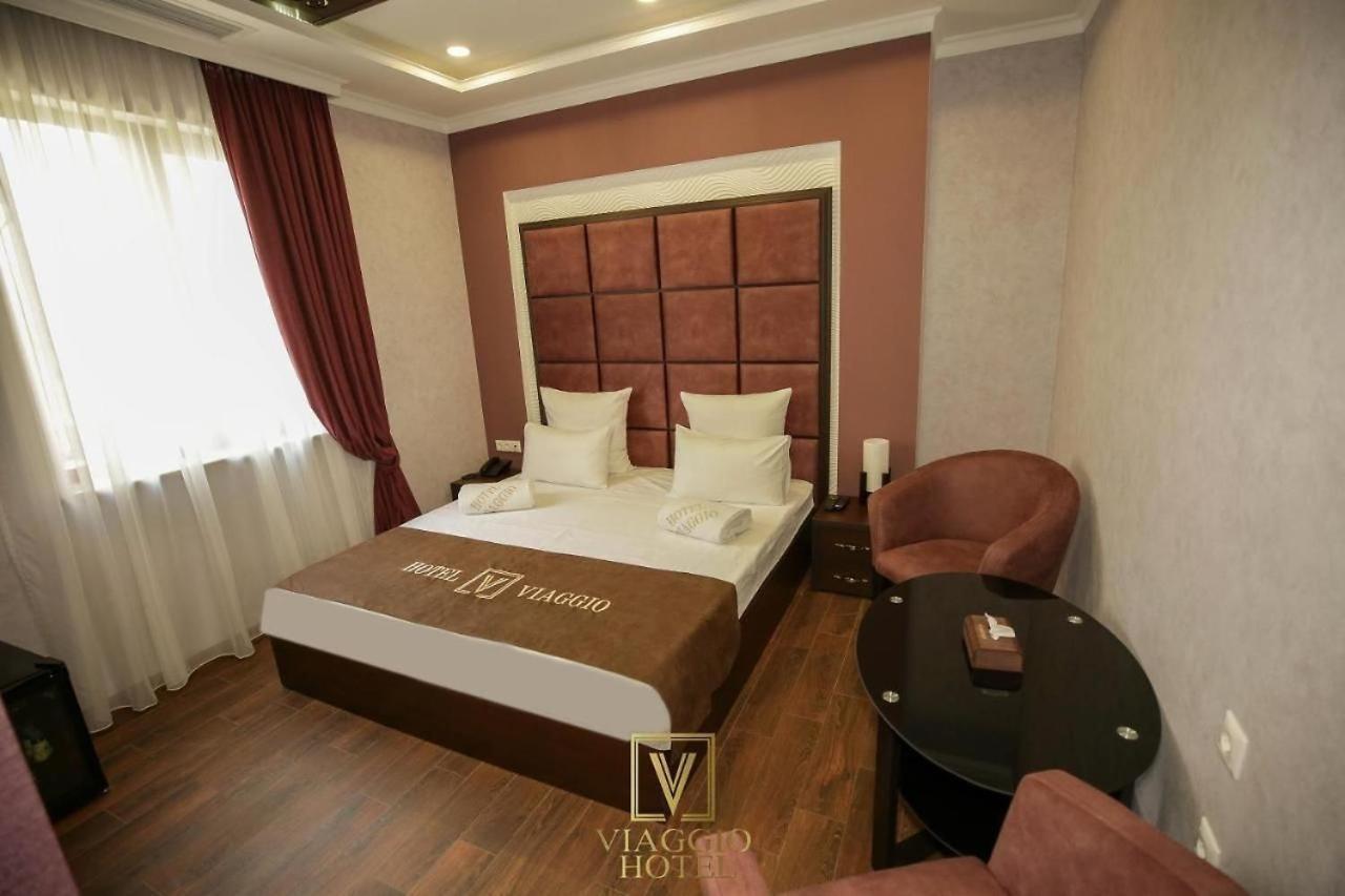 Vg Hotel Yerevan Bagian luar foto